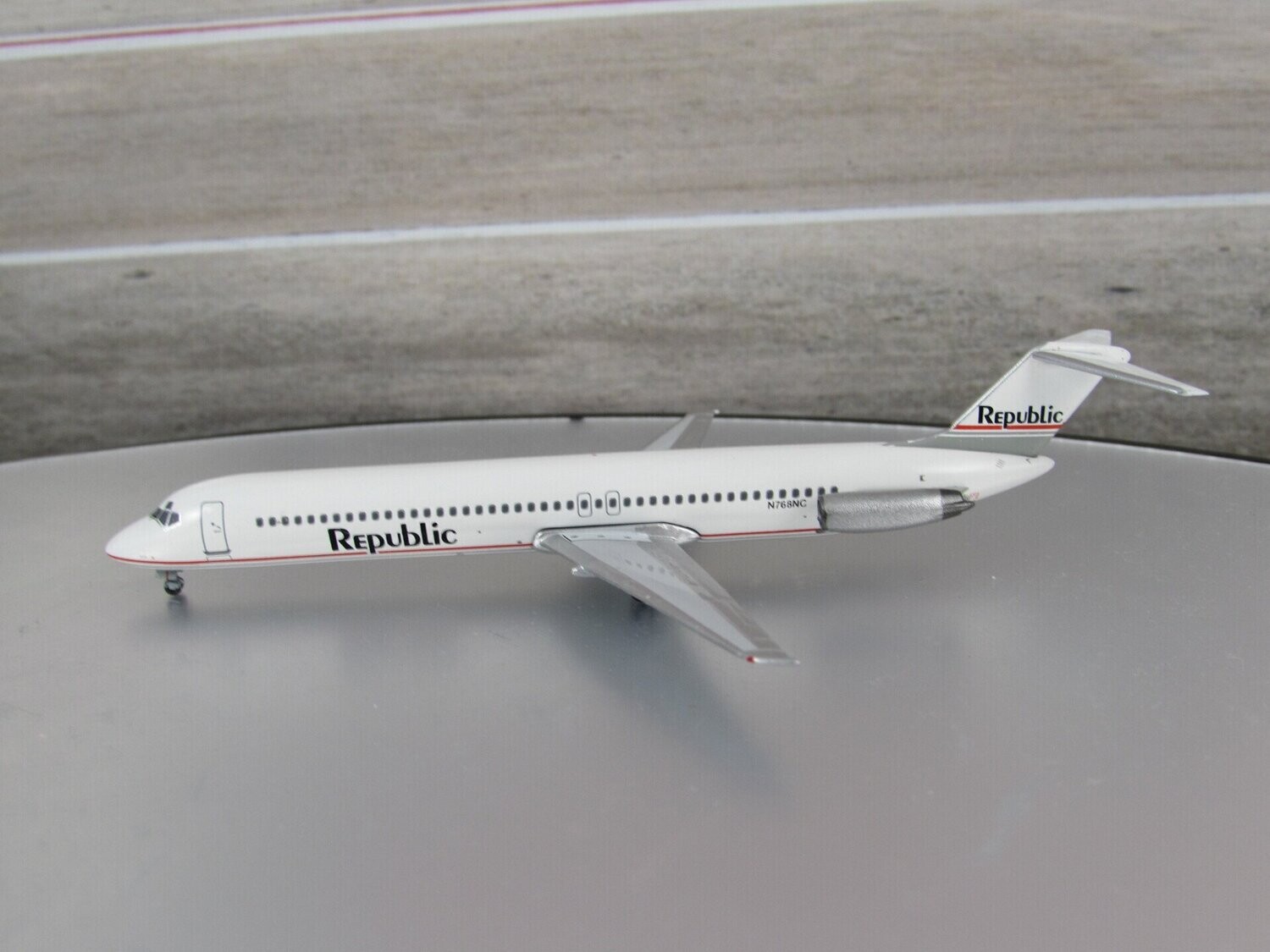 Republic DC-9-51