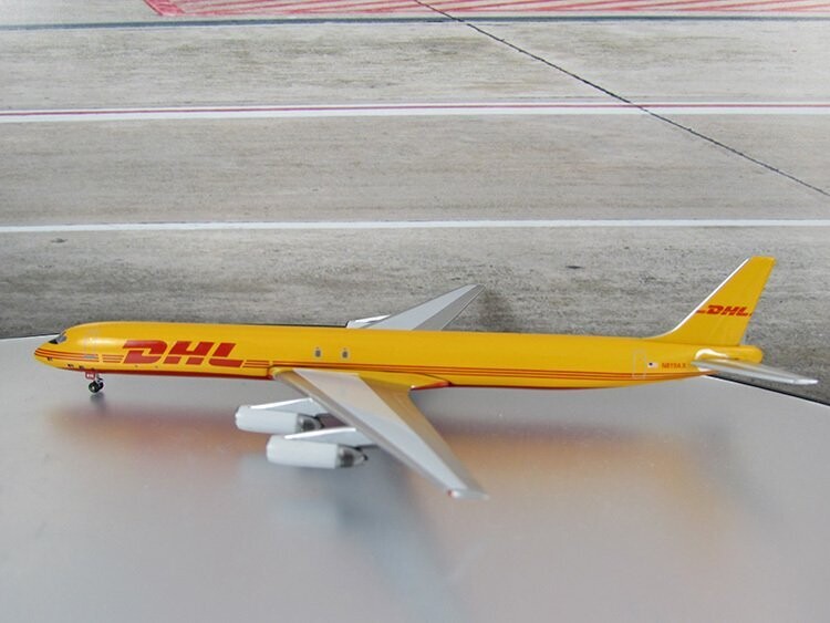 DHL DC-8-63F