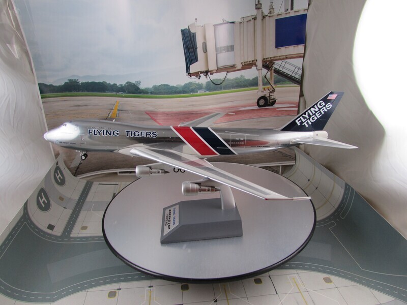 Flying Tigers 747