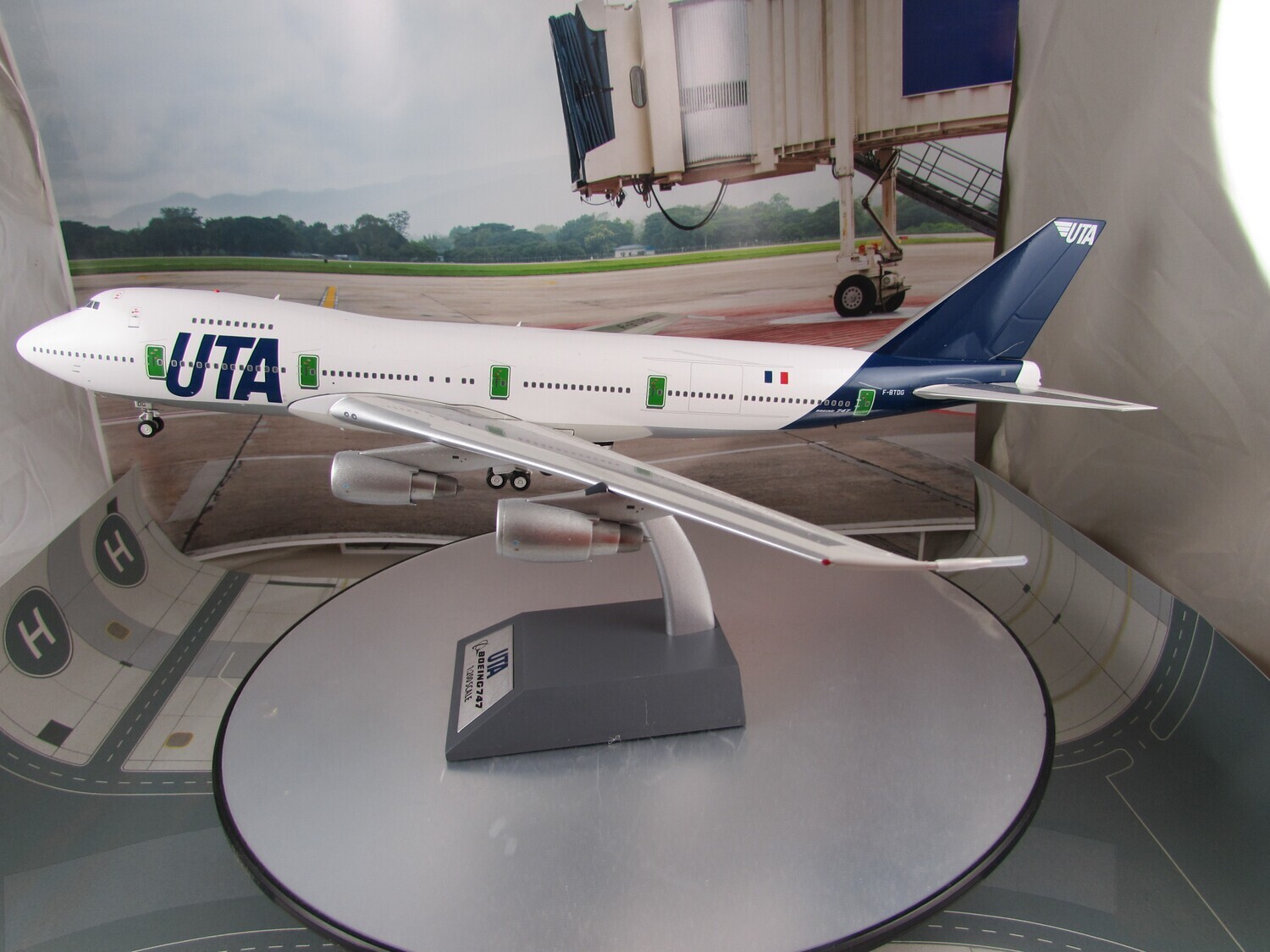 UTA 747