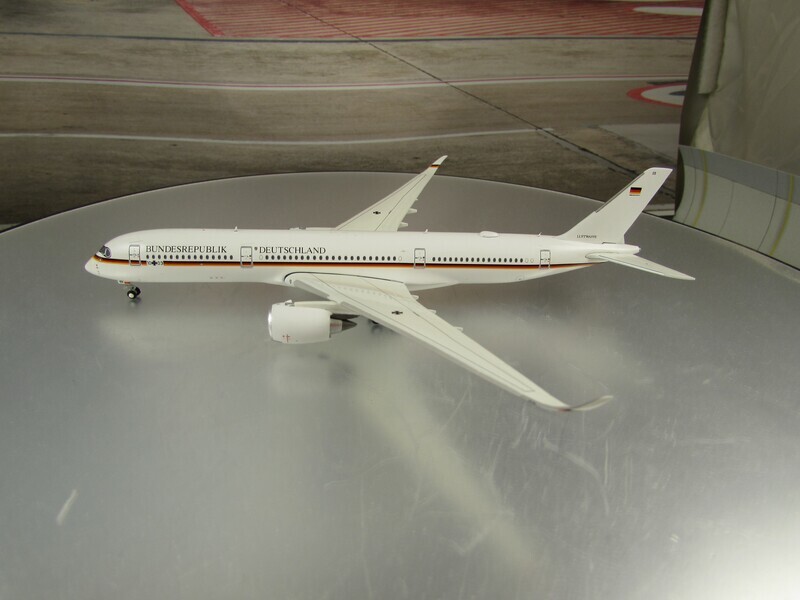 German Air Force/Luftwaffe Bundespublik A350-900 Reg 10+03