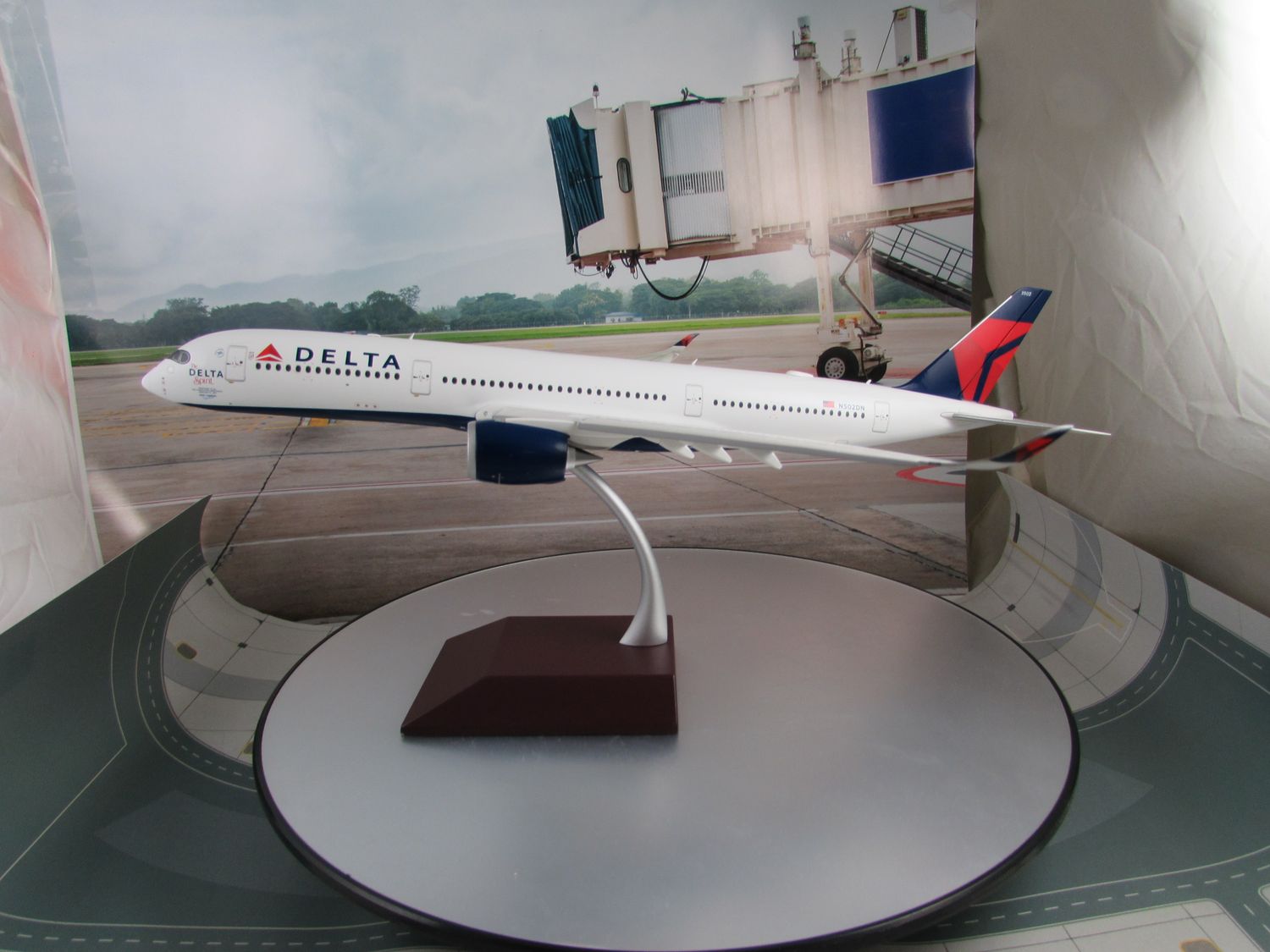 Delta Air Lines A350-900 "The Delta Spirit" Livery Flaps Down