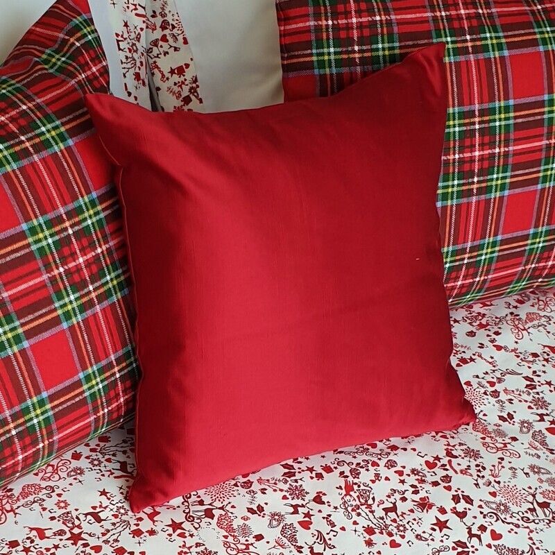 CUSCINO RASO ROSSO NATALE