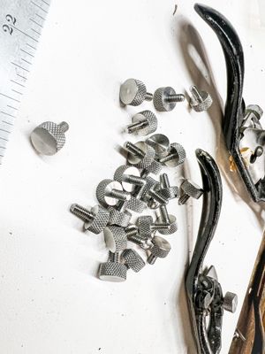 10-28 x 3x8 Screw - NO SLOT