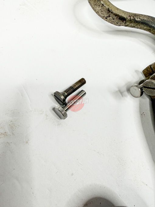 Stanley 48 Lever Cap Screw (2-pack)