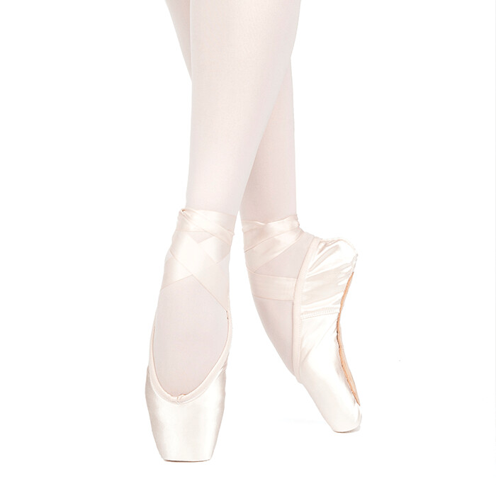 Lumina U-Cut Pointe Shoe