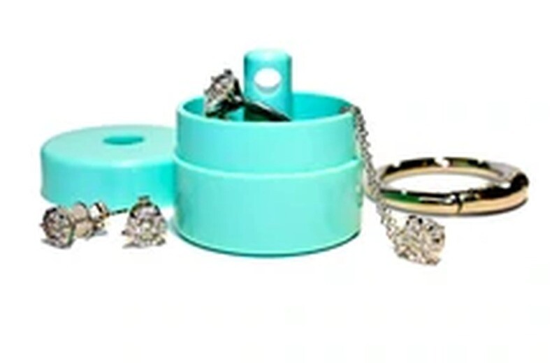 Lion Latch Jewelry Tote