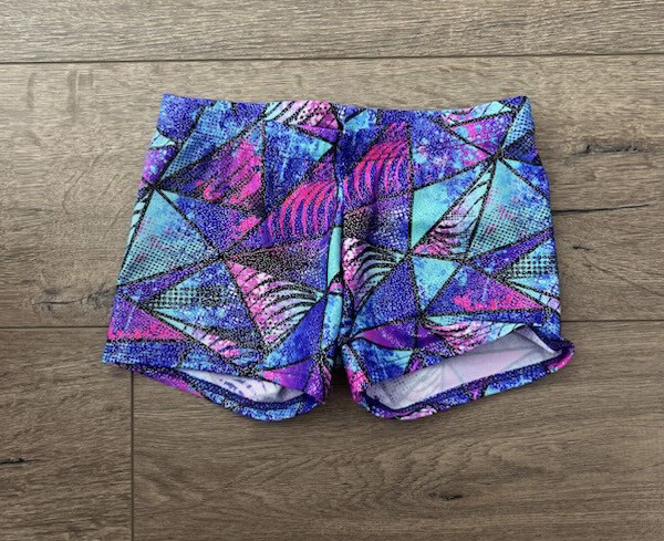 1631-372 shorts