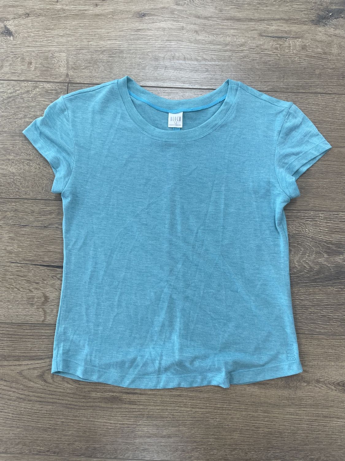 Open Twist Back Tee BM223T