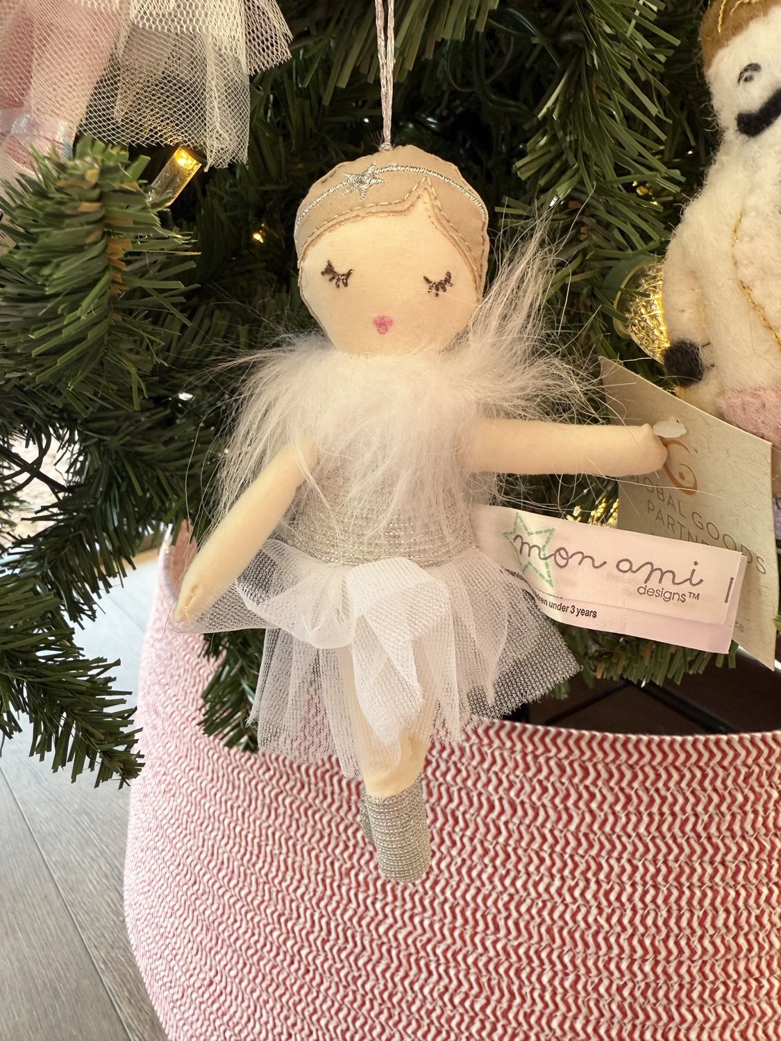 Angel Ornament, Color: Silver/Grey