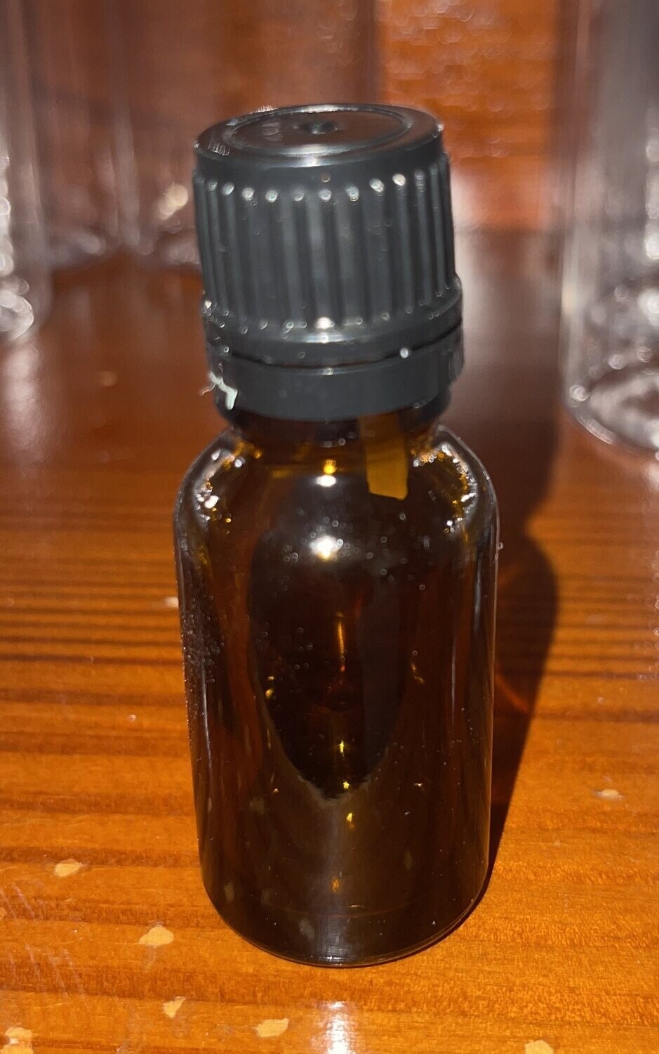 1 oz Amber Boston Round Glass Bottle with Euro Dropper