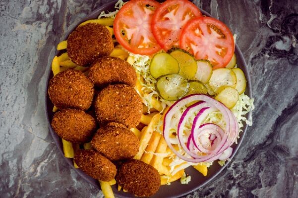 Falafel plate
