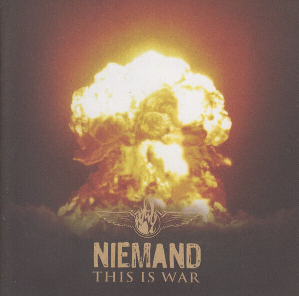 Niemand – This Is War