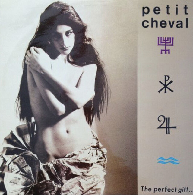 Petit Cheval – The Perfect Gift