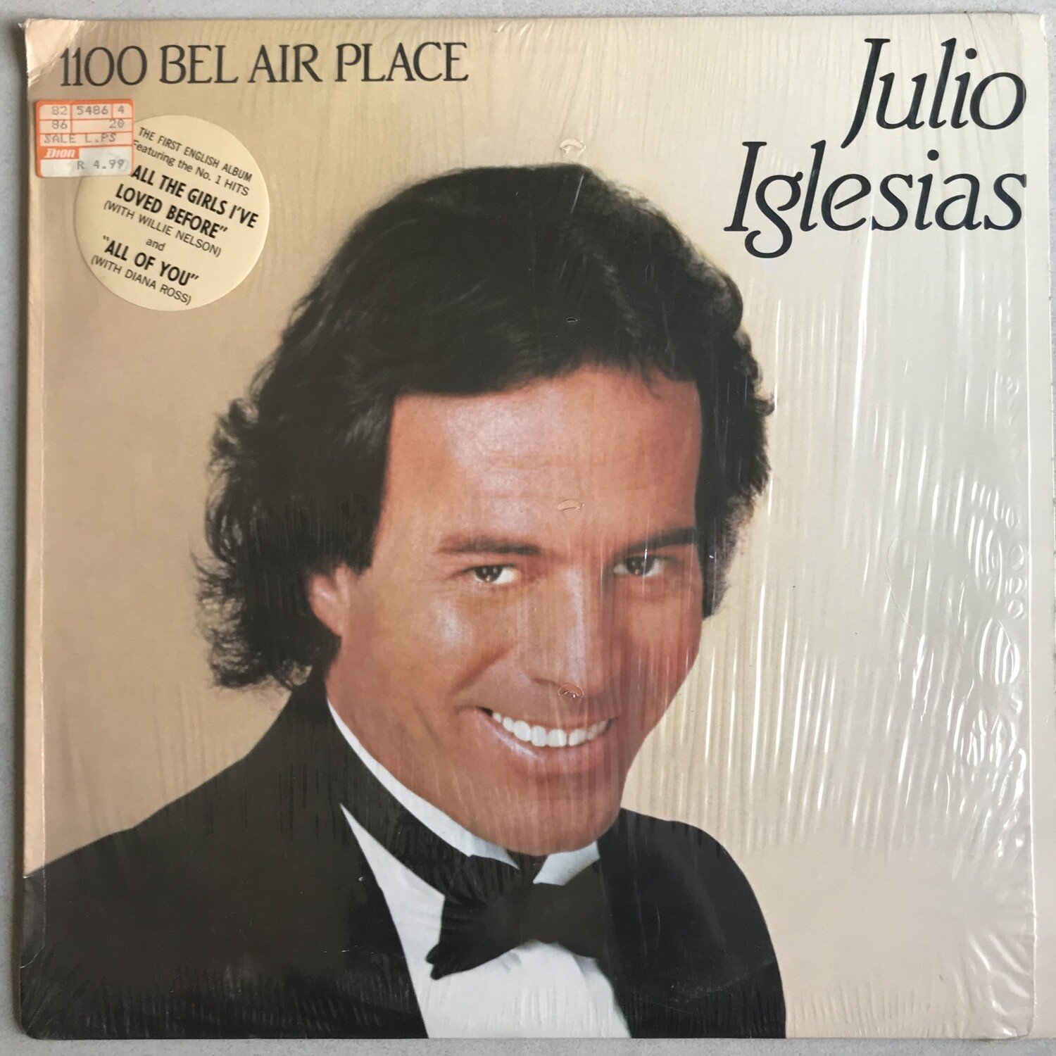 Julio Iglesias – 1100 Bel Air Place