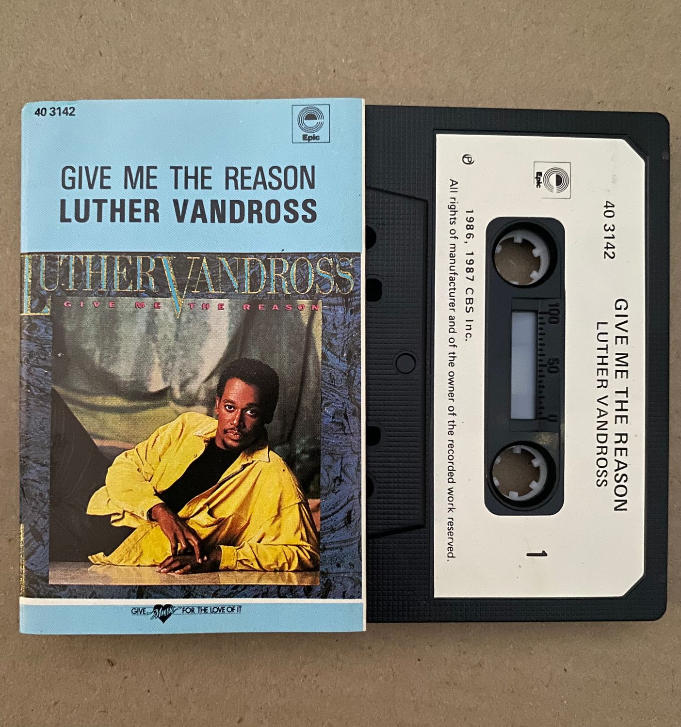 Luther Vandross – Give Me The Reason (Cassette)