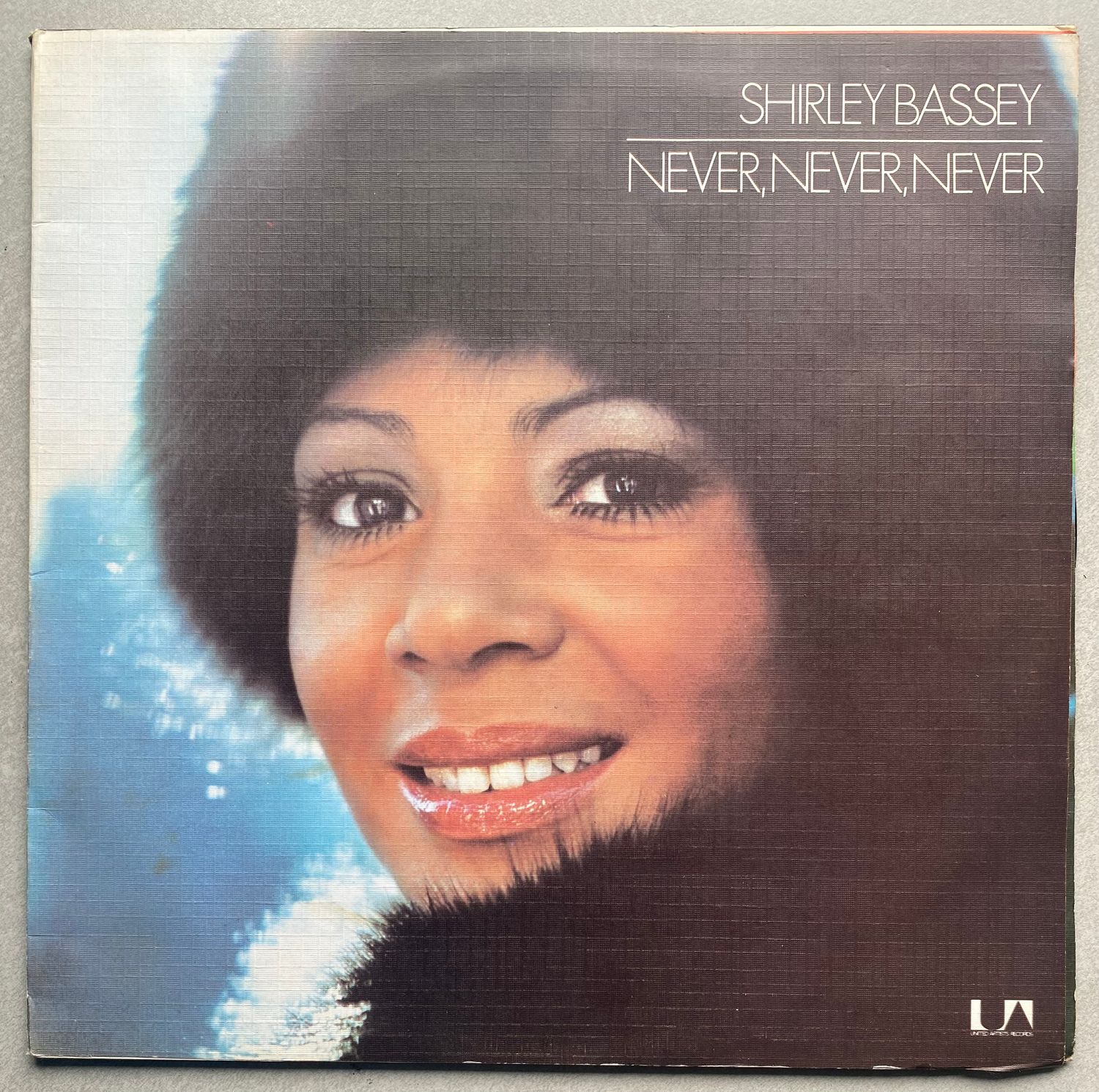 Shirley Bassey – Never, Never, Never (Vinyl)