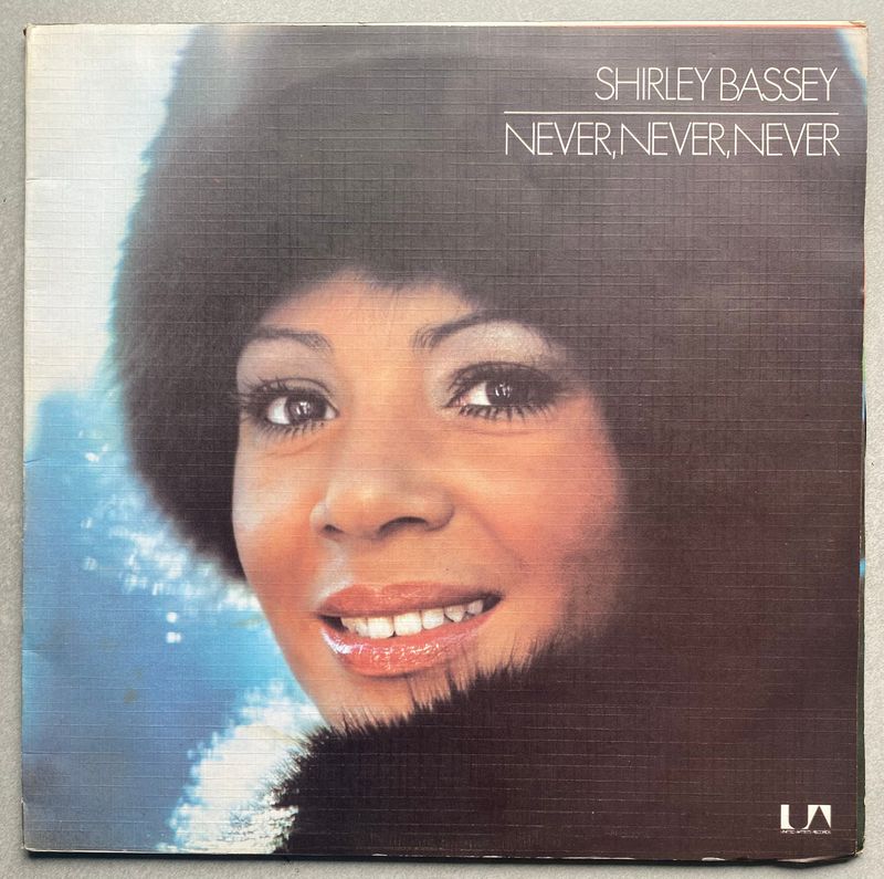 Shirley Bassey – Never, Never, Never (Vinyl)