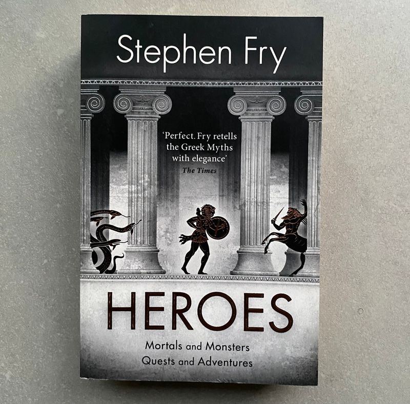 Heroes: The Greek Myths Reimagined - Stephen Fry (Book)
