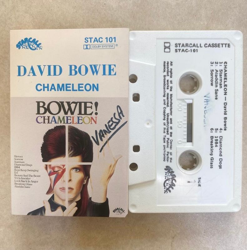 David Bowie – Chameleon (Cassette)