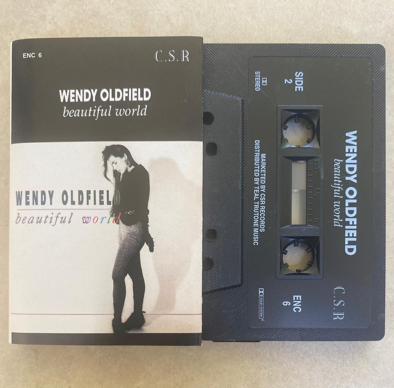 Wendy Oldfield – Beautiful World (Cassette)
