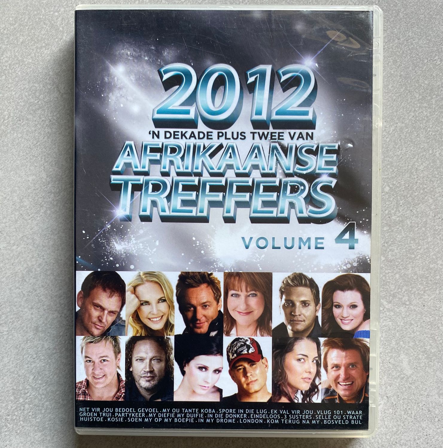 ’n Dekade Plus Twee Van Afrikaanse Treffers – Vol. 4 – Verskeie Kunstenaars (DVD)