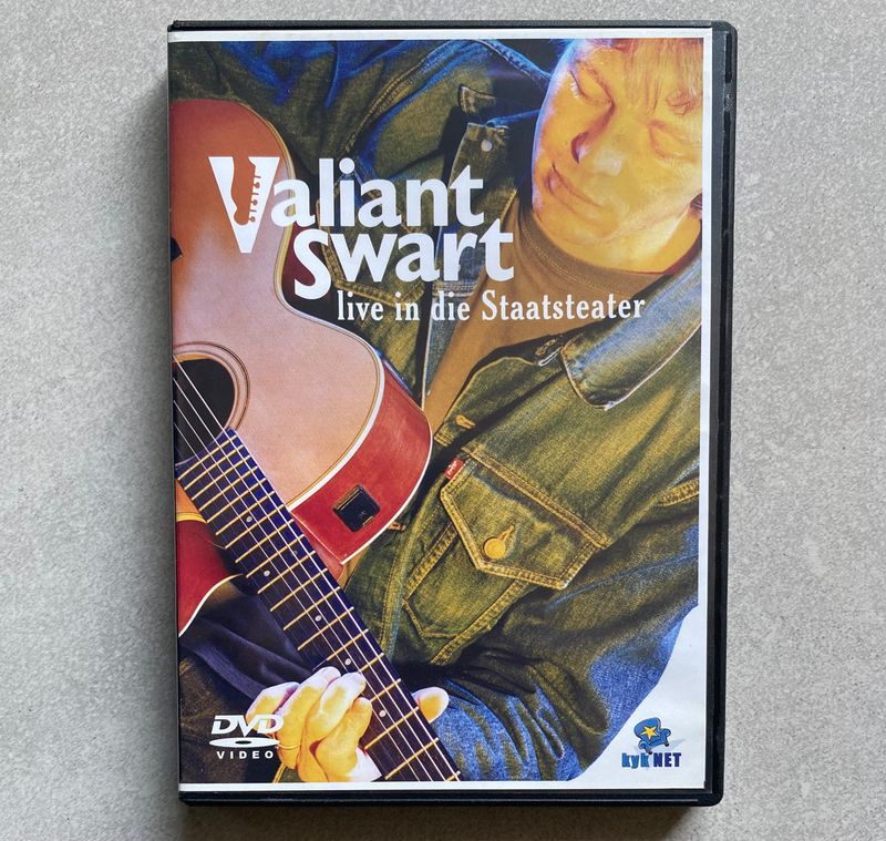 Valiant Swart – Live In Die Staatsteater (DVD)