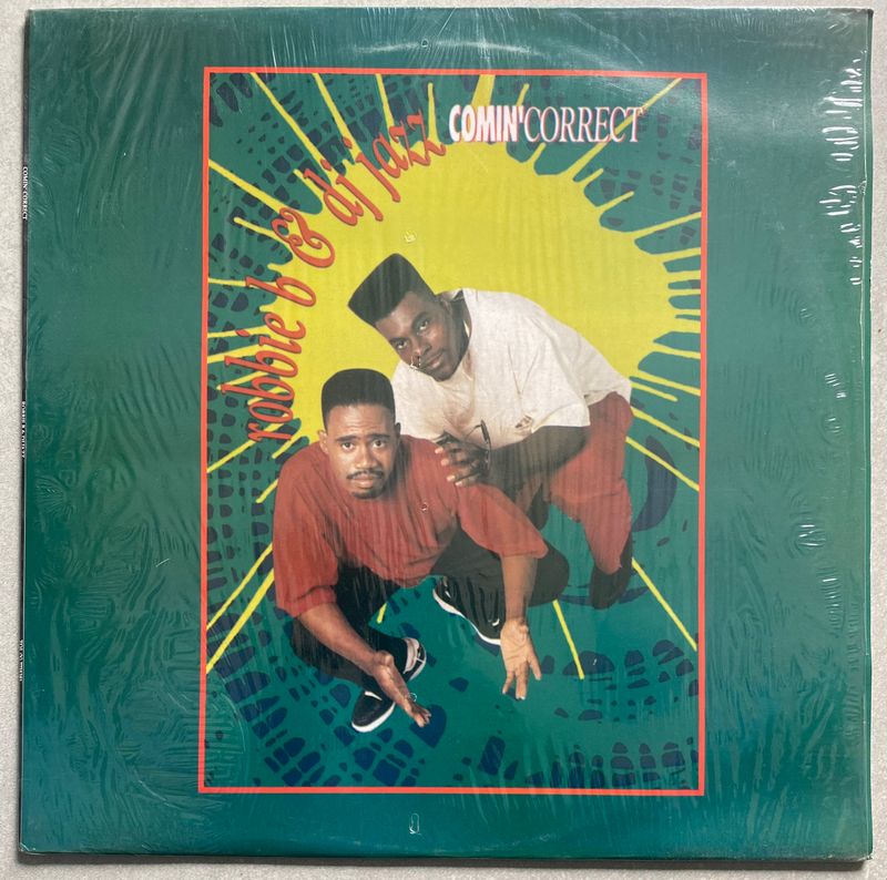 Robbie B & DJ Jazz – Comin’ Correct (Vinyl) Robbie B & DJ Jazz – Comin’ Correct (Vinyl)