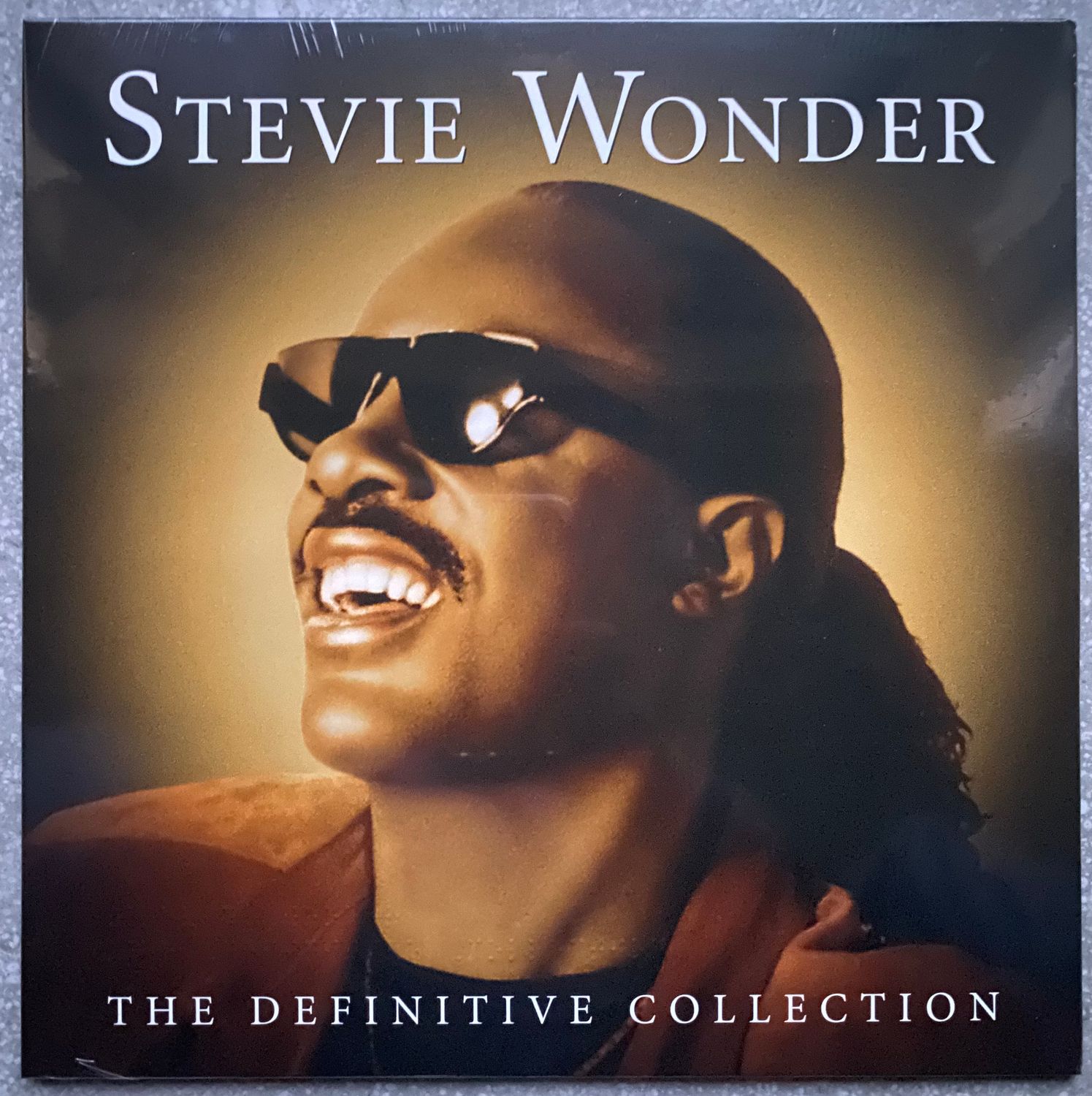 Stevie Wonder – The Definitive Collection (Photo / Photo Card) (2 x Vinyl) (New/Sealed) (Import)