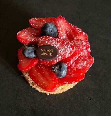 Macaronnade Fraises 6 personnes