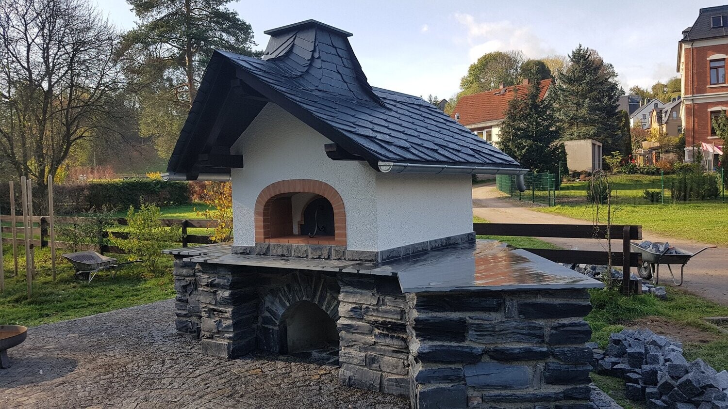 FORNO A LEGNA PREFABBRICATO IN COTTO REFRATTARIO DA 120x120