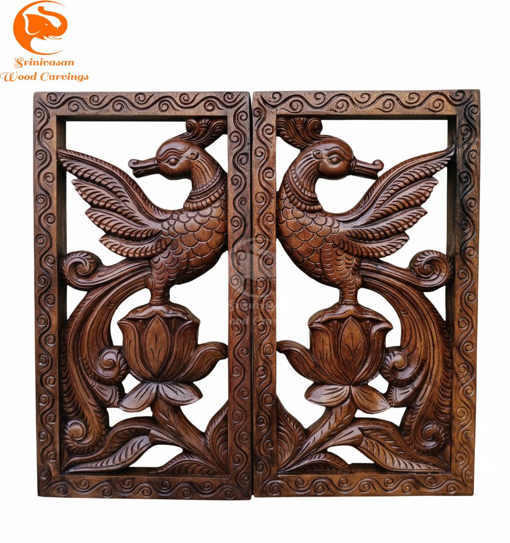 18 " Hand Carved Divine Annam along with Lotus 18 " Hand Carved Divine Annam along with Lotus