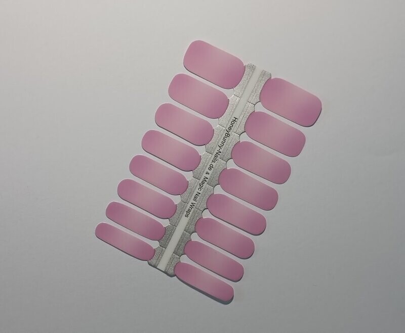 Cloudy Frozen Strawberry, 16er-Nagelfolie Cloudy Frozen Strawberry, 16er-Nagelfolie