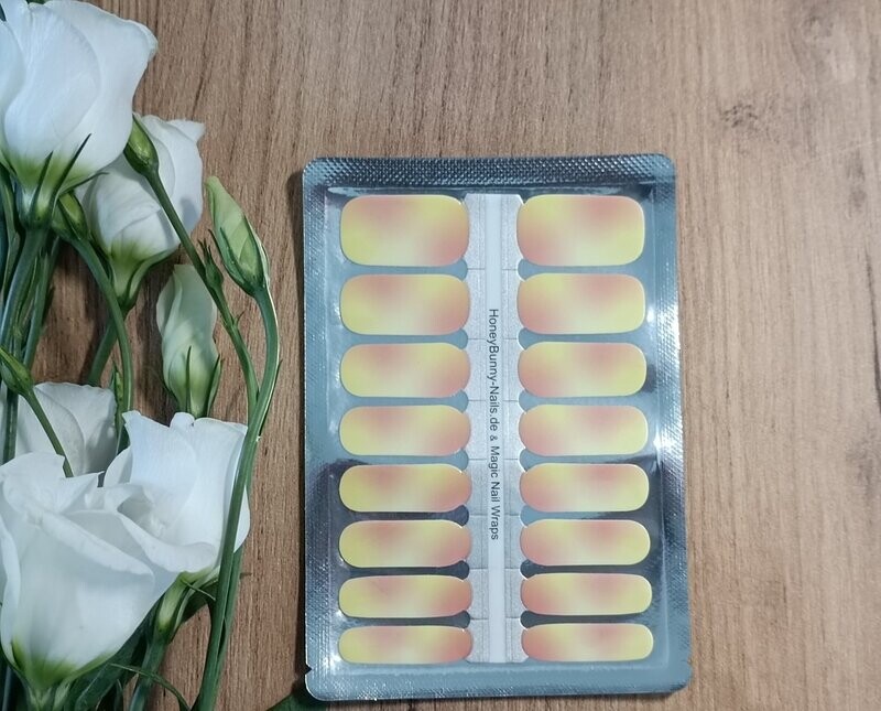 Cloudy Mango Sorbet, 16er-Nagelfolie Cloudy Mango Sorbet, 16er-Nagelfolie
