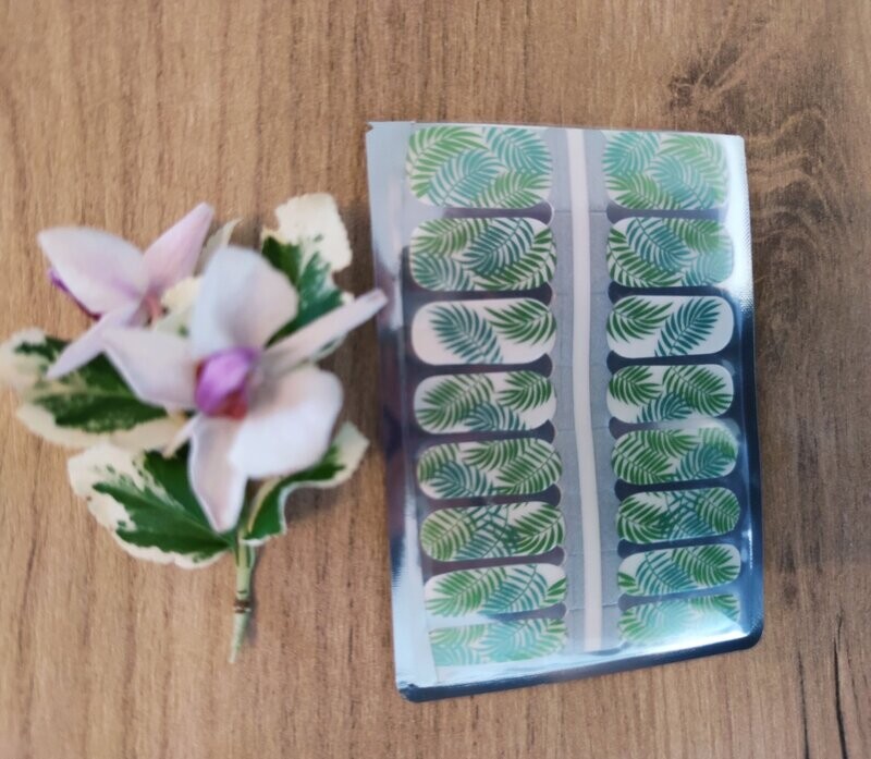 Tropic Leaves, Overlay, 16-er Nagelfolie Magic Nail Wraps wieder da! Tropic Leaves, Overlay, 16-er Nagelfolie Magic Nail Wraps wieder da!
