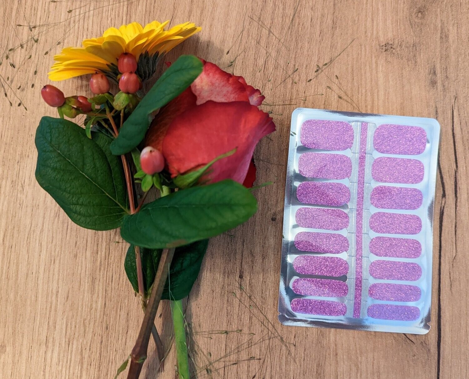 Pink Orchidée, 16-er Nagelfolie Magic Nail Wraps  wieder da!
