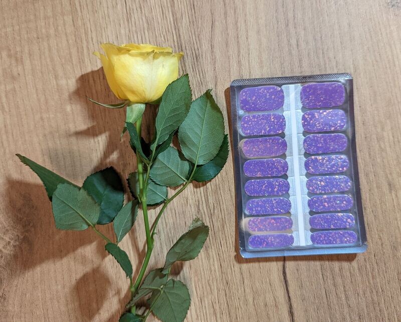 Wieder da! Glamour Periwinkle, 16-er Nagelfolie Magic Nail Wraps Wieder da! Glamour Periwinkle, 16-er Nagelfolie Magic Nail Wraps