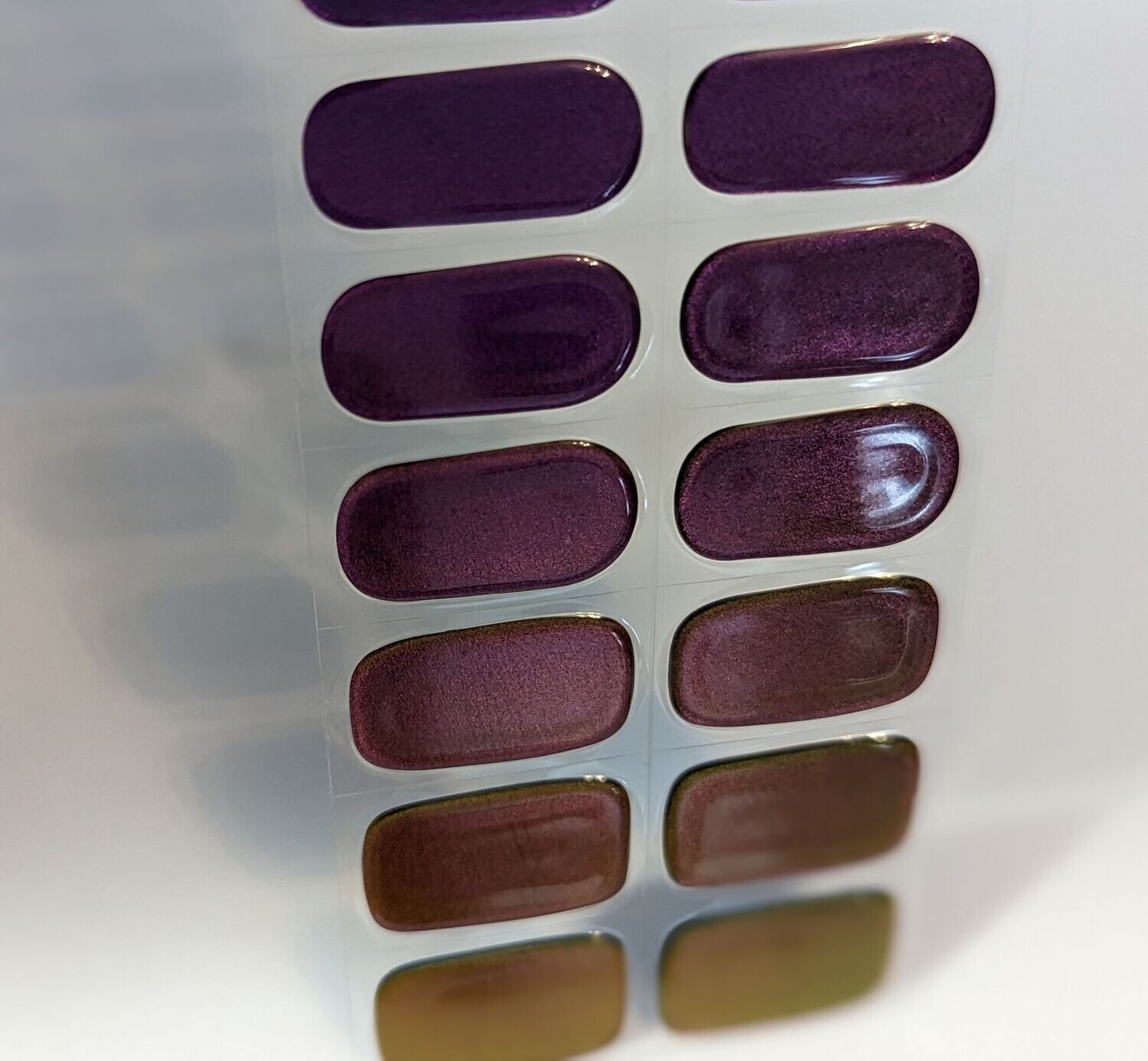 Ultraviolet Explosion, UV-Gel-Folie, 20er-Nagelfolie Magic Nail Wraps NG200138