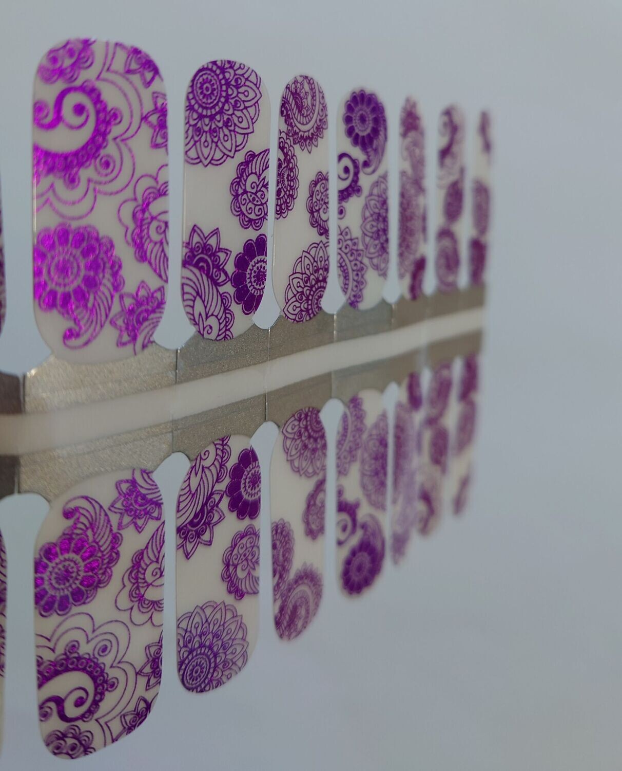 Fuchsia Mandala, Overlay, 16-er Nagelfolie