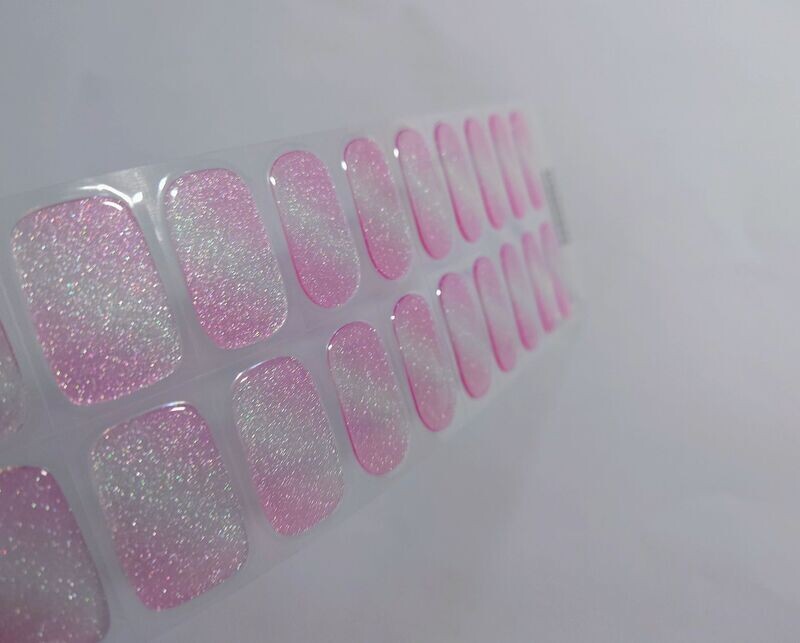 Glazed Rosé, leicht semitransparent, UV-Gel-Folie, 20er-Nagelfolie Magic Nail Wraps NG200242 Glazed Rosé, leicht semitransparent, UV-Gel-Folie, 20er-Nagelfolie Magic Nail Wraps NG200242