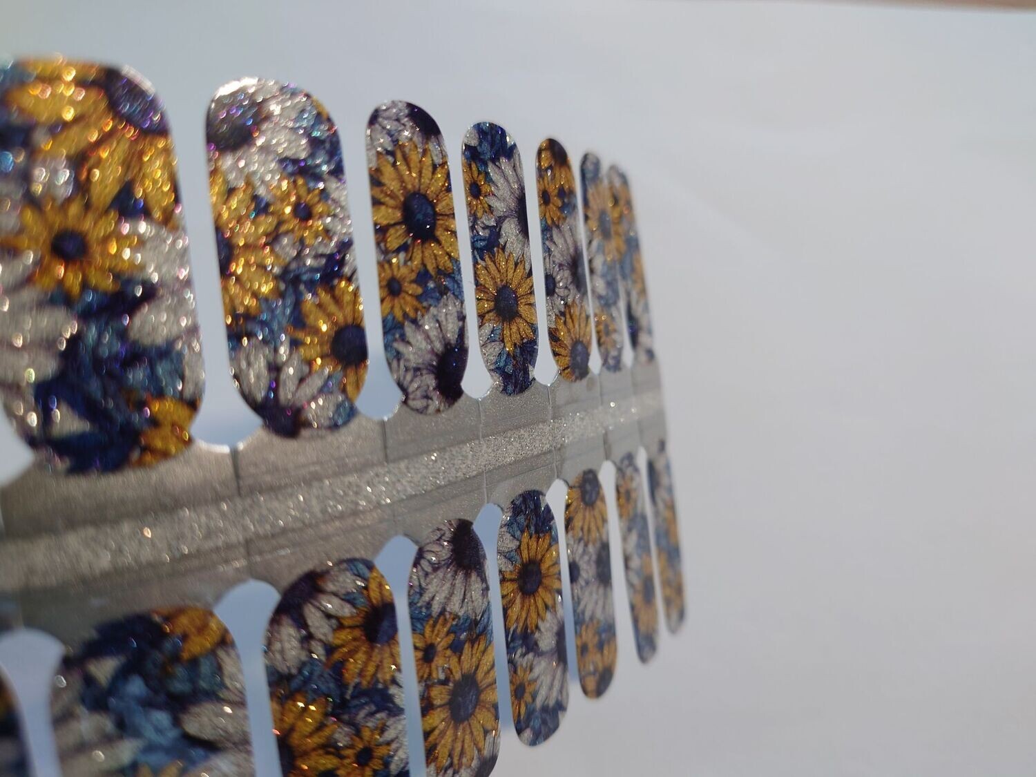 Happiness, 16er-Nagelfolie Magic Nail Wraps