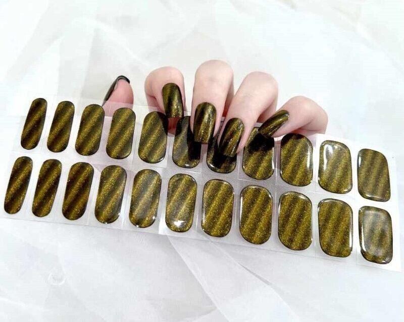 Army Green (Cat Eye) Deluxe, 22er Nagelfolie Army Green (Cat Eye) Deluxe, 22er Nagelfolie