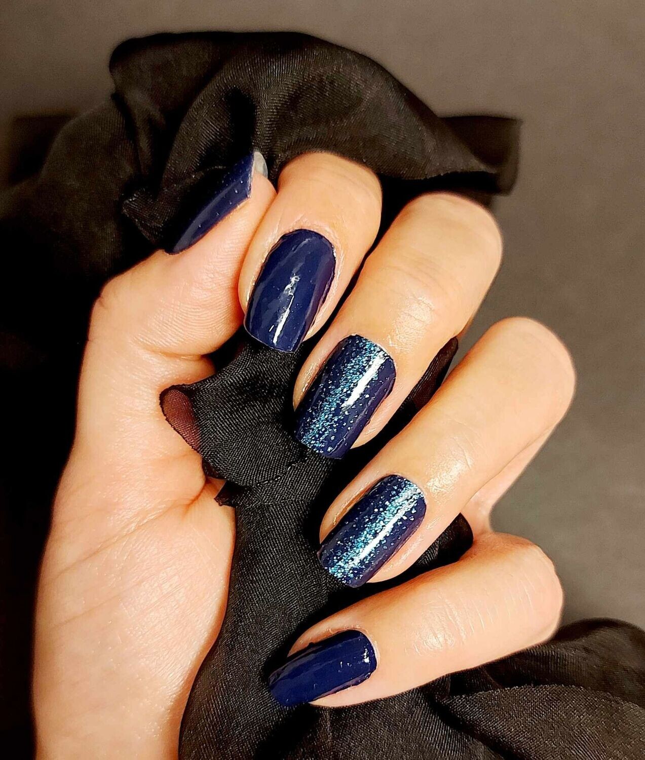 Très Cool Magic Smokey Teal, Overlay, transparente 16er-Nagelfolie