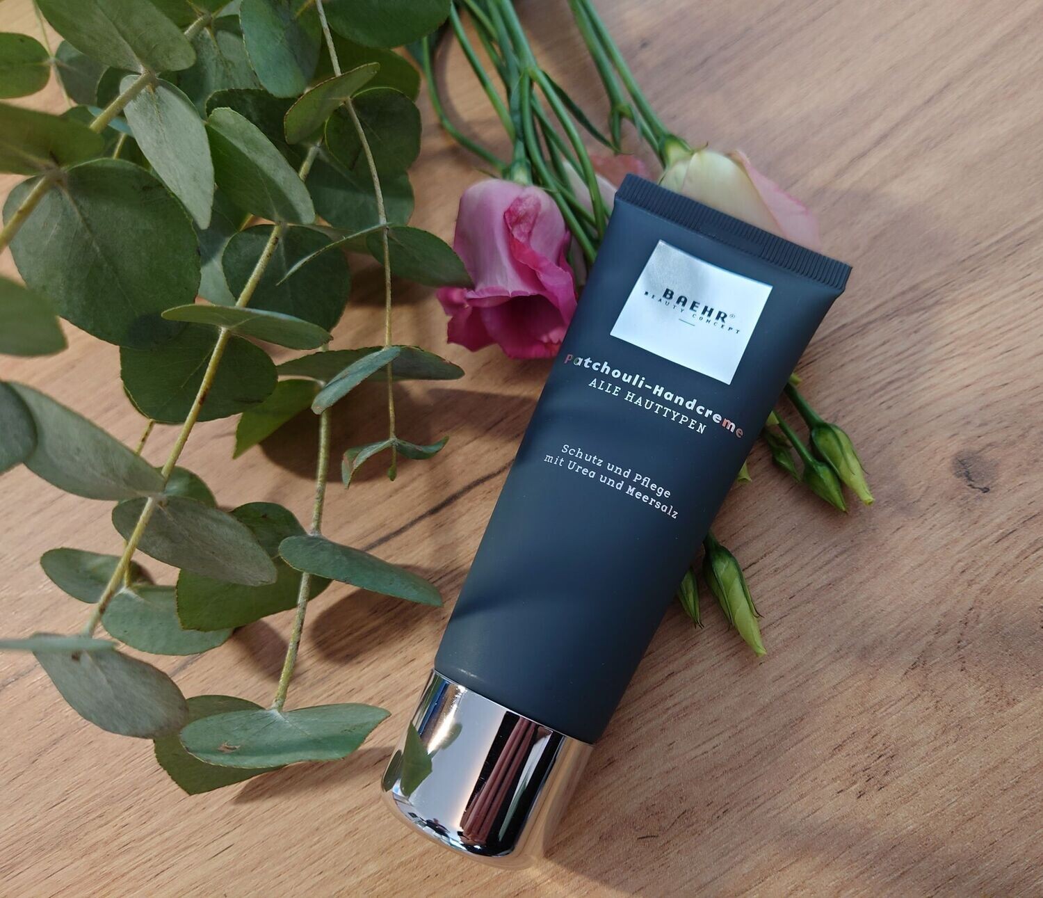 SONDERPOSTEN! BAEHR Patchouli-Handcreme, Tube mit 75 ml Creme Versand nur innerhalb Deutschlands möglich! SONDERPOSTEN! BAEHR Patchouli-Handcreme, Tube mit 75 ml Creme Versand nur innerhalb Deutschlands möglich!