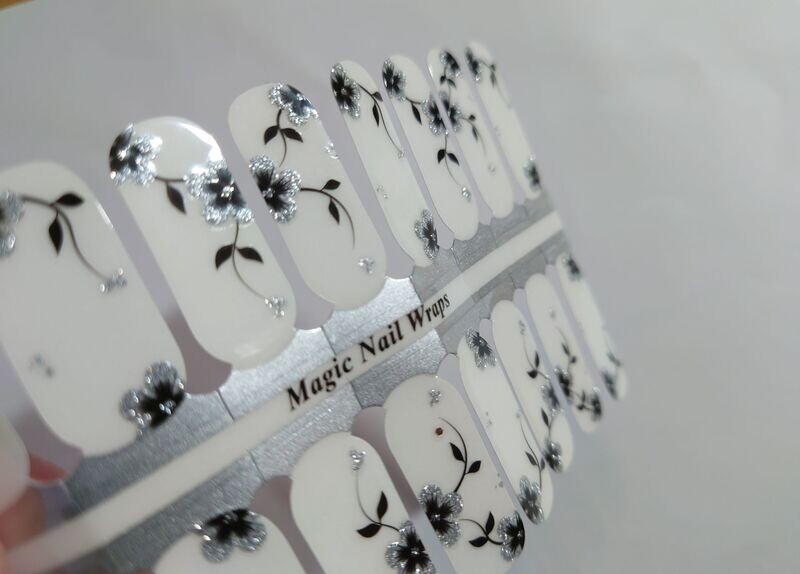 Selena, Overlay, transparente 16er-Nagelfolie Selena, Overlay, transparente 16er-Nagelfolie