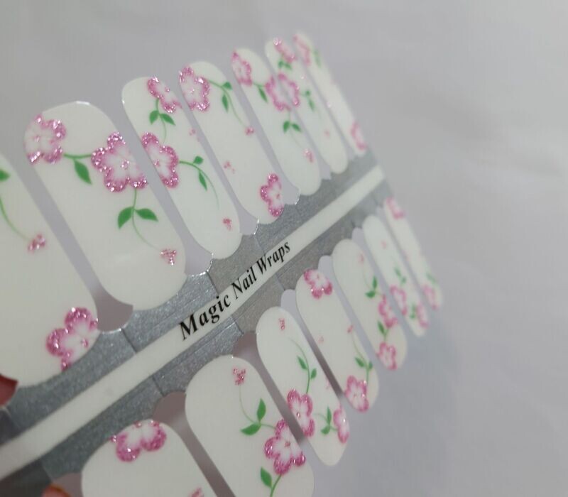 Cosmea, Overlay, transparente 16er-Nagelfolie Magic Nail Wraps Exklusivdesign Cosmea, Overlay, transparente 16er-Nagelfolie Magic Nail Wraps Exklusivdesign