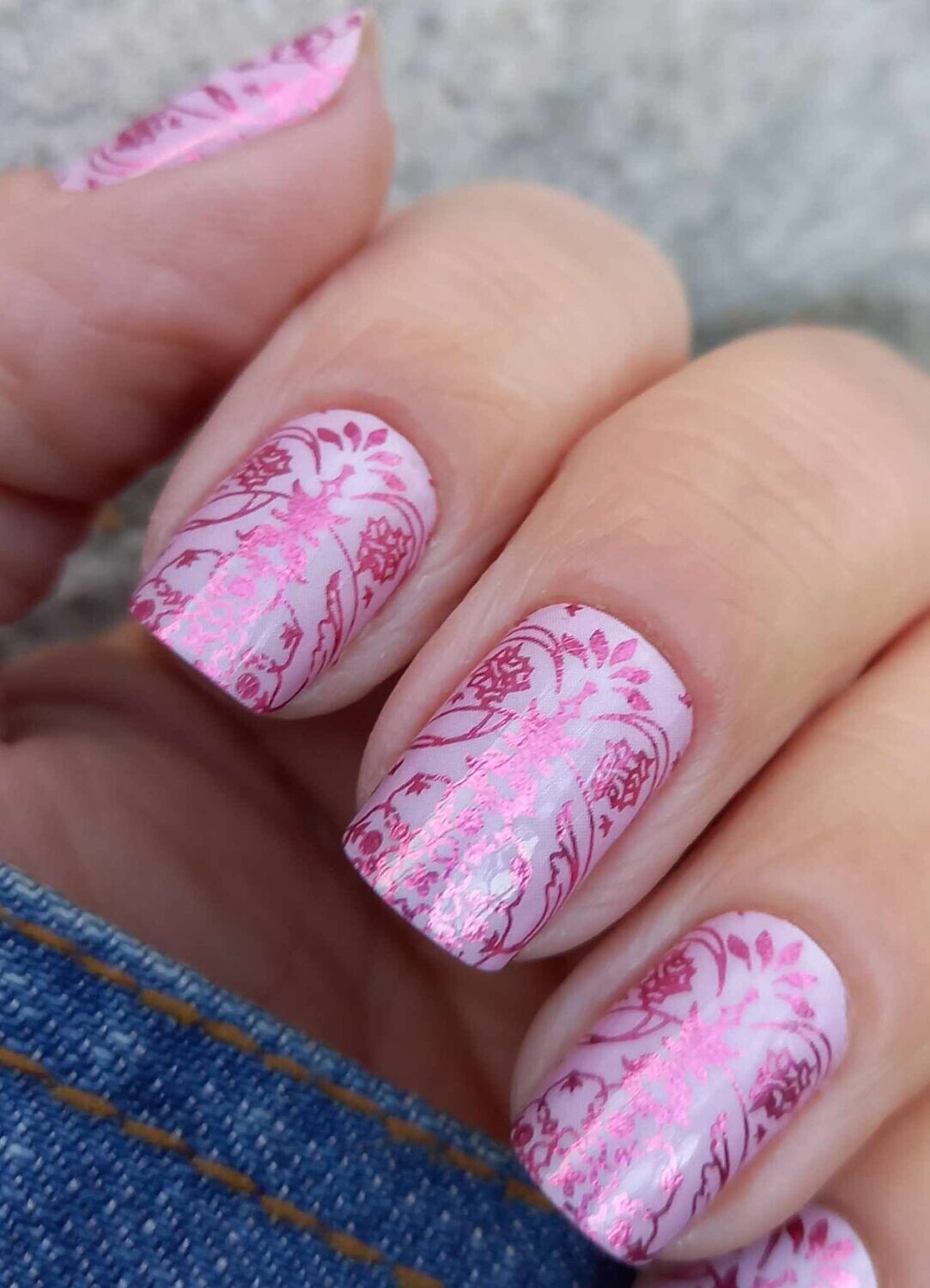 Awesome Breathless,  16er-Nagelfolie Magic Nail Wraps Exklusivdesign