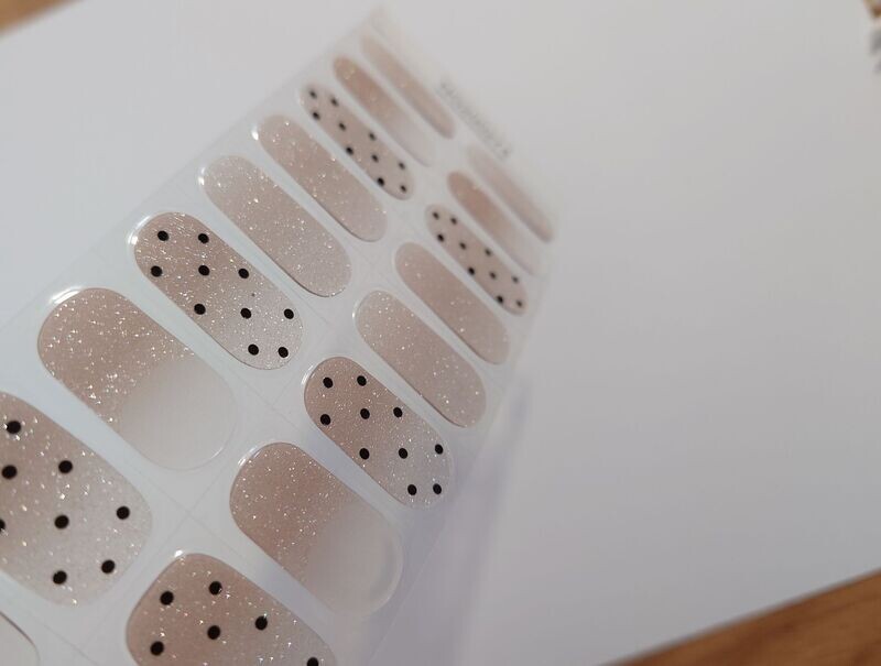 Champagner Dots, sheer, UV-Gel-Folie, 20er-Nagelfolie Magic Nail Wraps NG200274 Champagner Dots, sheer, UV-Gel-Folie, 20er-Nagelfolie Magic Nail Wraps NG200274