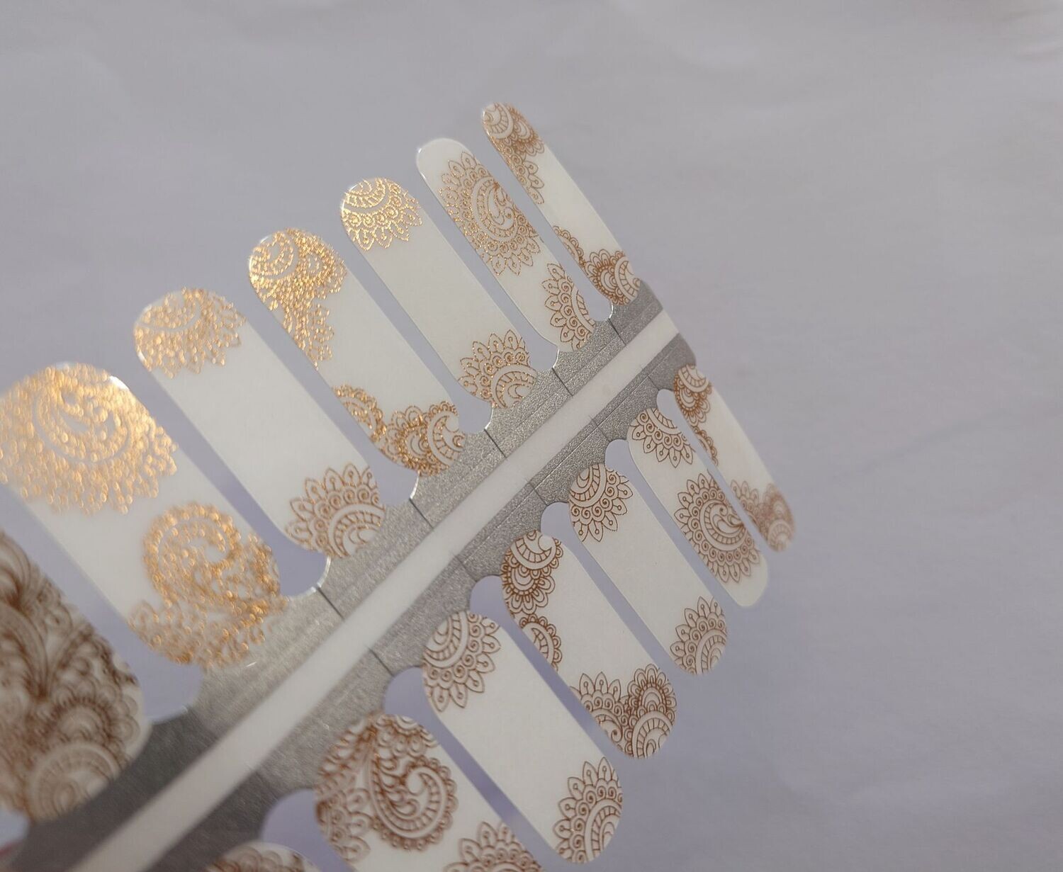 Golden Mandala, transparent, 16-er Nagelfolie Magic Nail Wraps