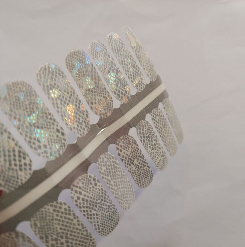 Holo Snake, transparent, 16-er Nagelfolie Holo Snake, transparent, 16-er Nagelfolie